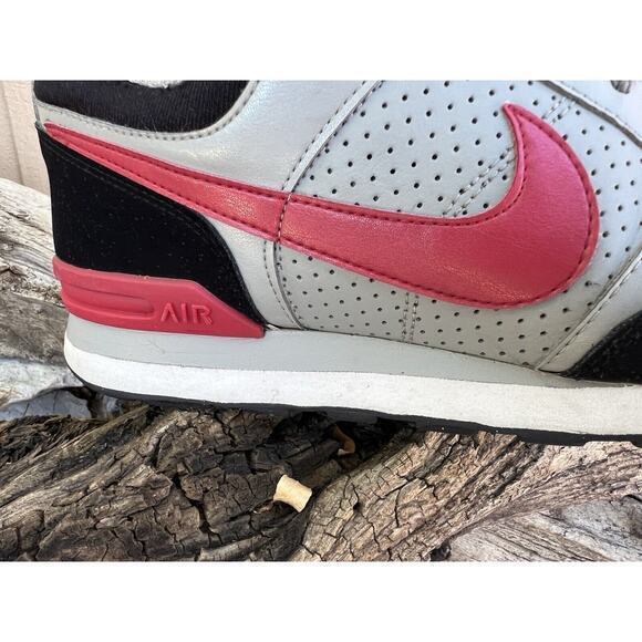 Nike Air Force Running Shoes Men\'s Size 9 Gray‎ Red Color way EUC